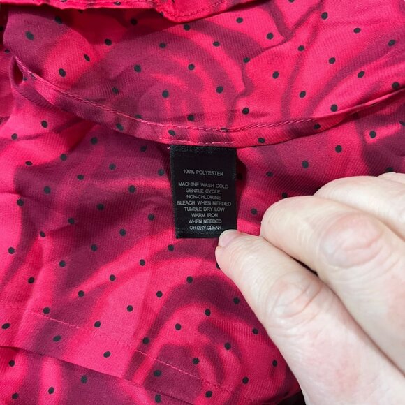 WHBM women's blouse 8 red rose print button down long sleeve top satin feel NWT - Picture 6 of 9